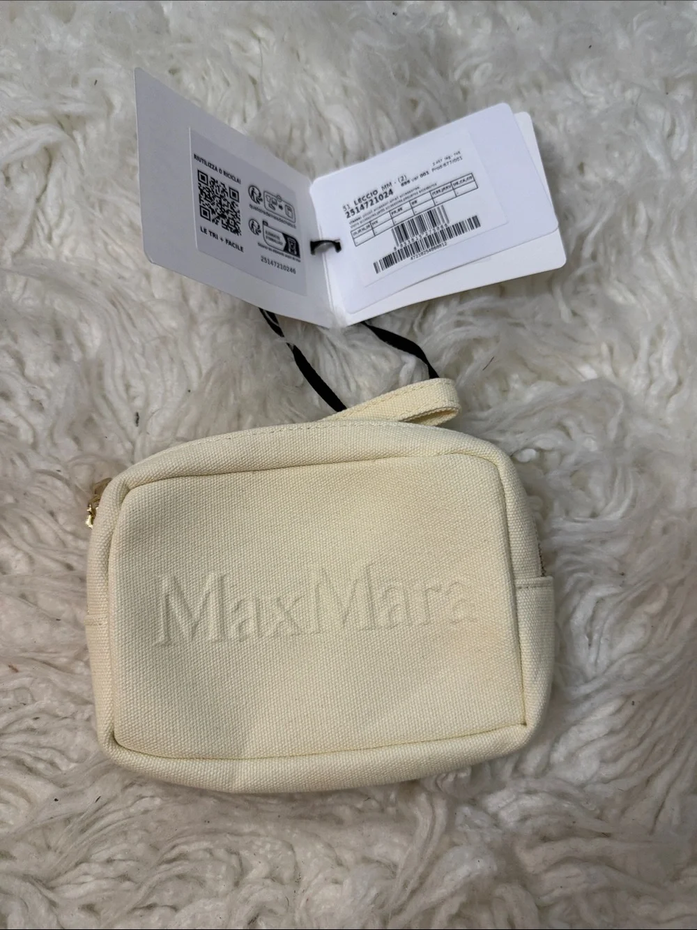 NWT Max Mara Cream Wristlet Cosmetics Bag